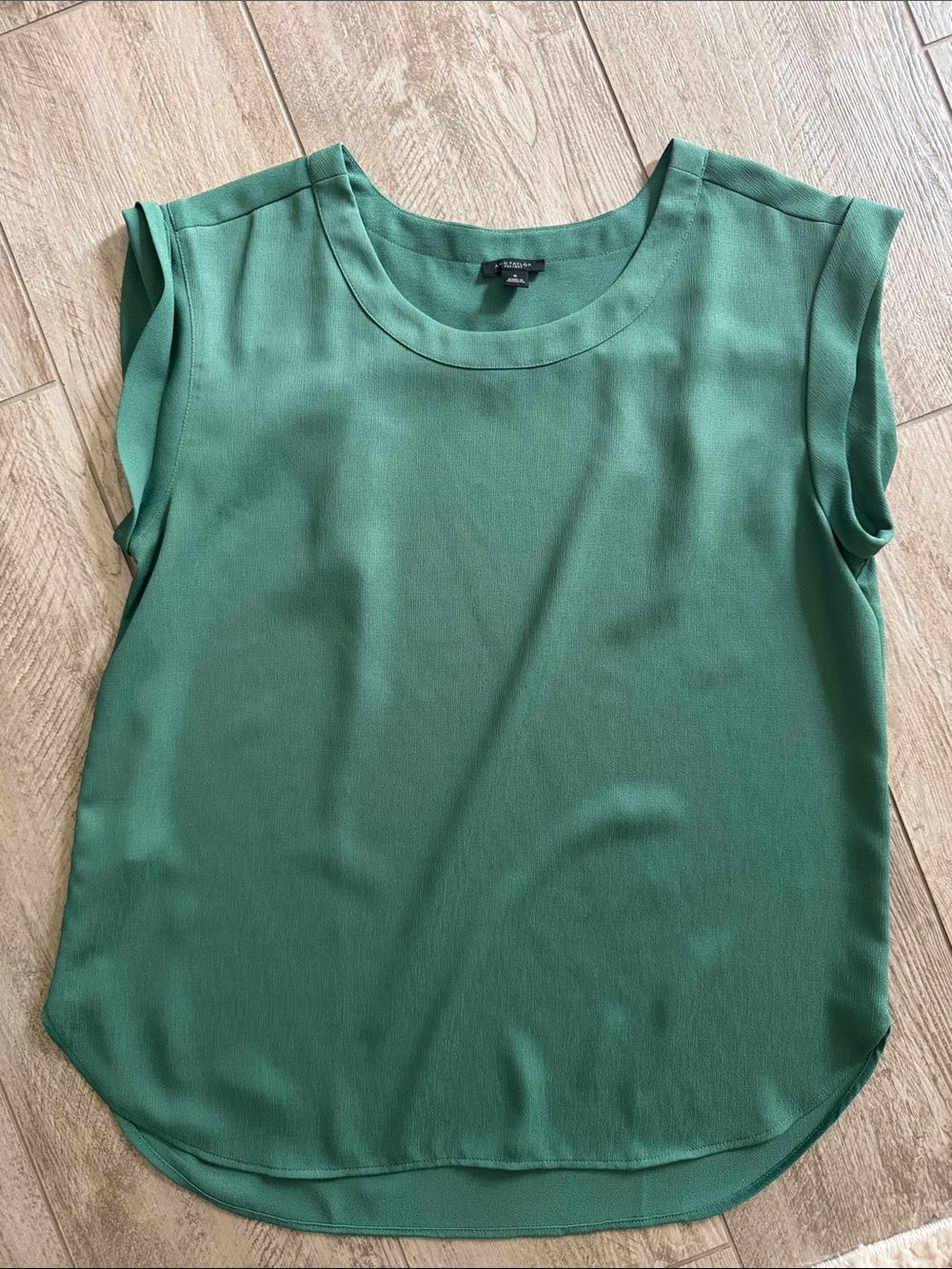 Ann Taylor Emerald Green Cap Sleeve Blouse